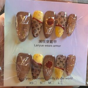 MonogramBrown & Yellow Press-On Nail Set sz L